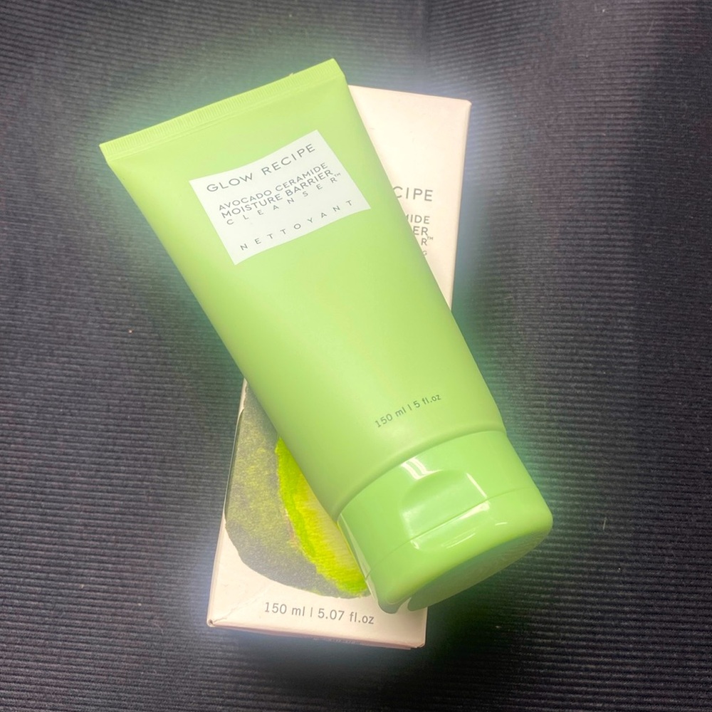 Glow recipe avocado, ceramide, moisture barrier cleanser